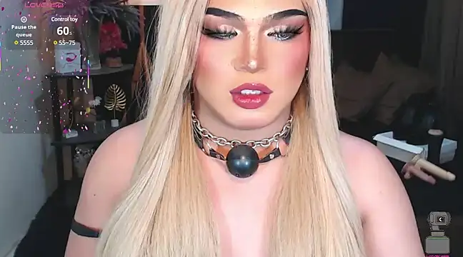 Snapshot of Bitch_Fowler69 chatting on 18, 3, 2025 Bitch Fowler69 online show from 18, 3, 2025