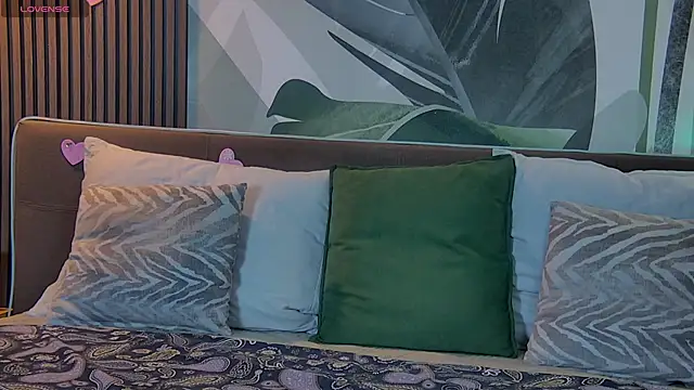 RubyValen online show from 12, 3, 2025