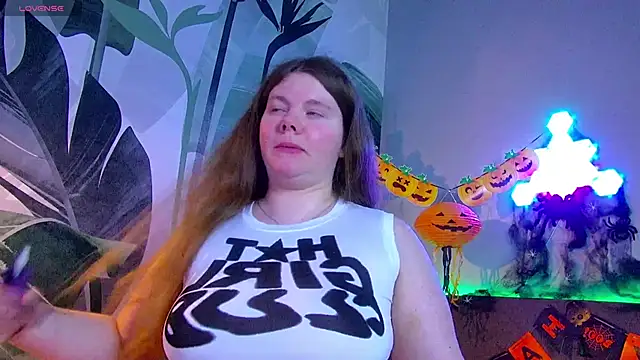 RubyValen online show from 30, 10, 2025