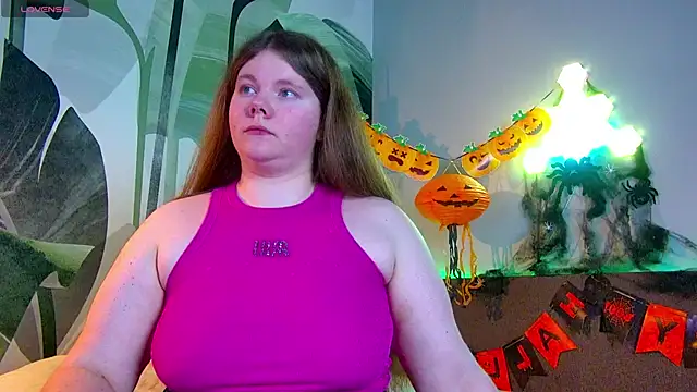 RubyValen online show from 31, 10, 2025