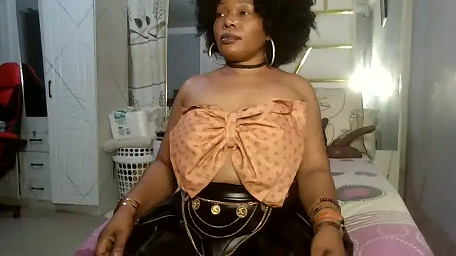 SexyyNana online show from 5, 2, 2026