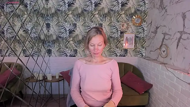 Snapshot of NancyGrace chatting on 24, 9, 2025 NancyGrace online show from 24, 9, 2025