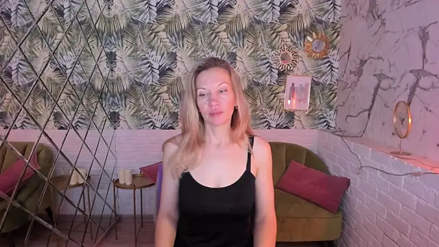 Snapshot of NancyGrace chatting on 23, 11, 2025 NancyGrace online show from 23, 11, 2025