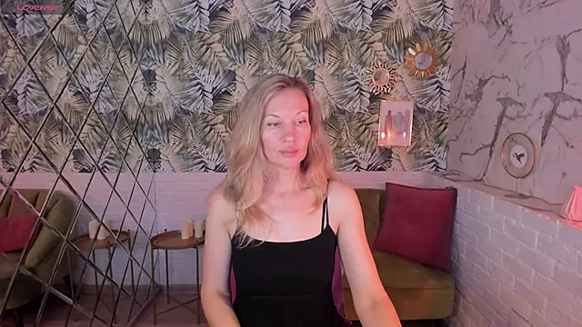 Snapshot of NancyGrace chatting on 31, 10, 2025 NancyGrace online show from 31, 10, 2025