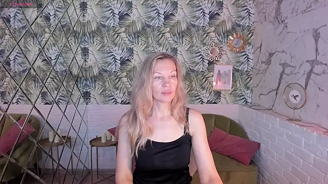 Snapshot of NancyGrace chatting on 9, 11, 2025 NancyGrace online show from 9, 11, 2025