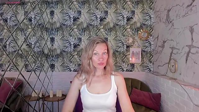 Snapshot of NancyGrace chatting on 10, 9, 2025 NancyGrace online show from 10, 9, 2025