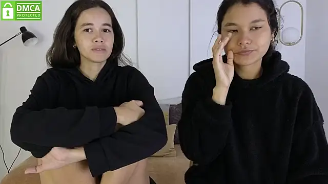 Snapshot of sexychanell_18 chatting on 18, 2, 2026 sexychanell 18 online show from 18, 2, 2026