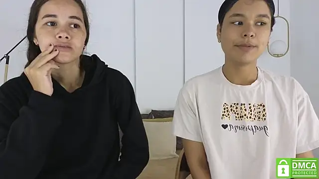 sexychanell 18 online show from 5, 12, 2025