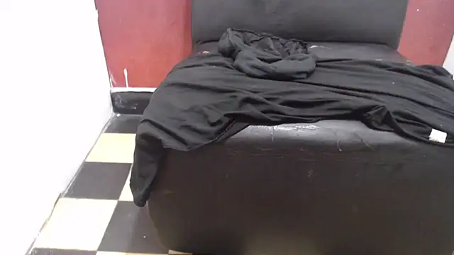 Laura hottt online show from 31, 1, 2026