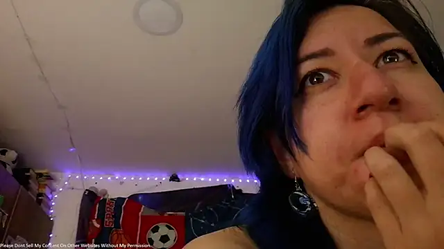 pussytight pervert online show from 19, 6, 2026