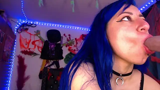 Snapshot of pussytight_pervert chatting on 11, 10, 2025 pussytight pervert online show from 11, 10, 2025