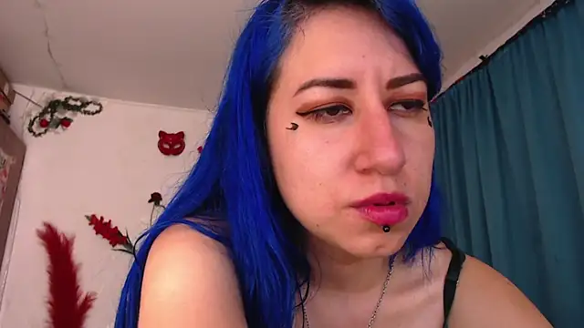 Snapshot of pussytight_pervert chatting on 22, 11, 2025 pussytight pervert online show from 22, 11, 2025