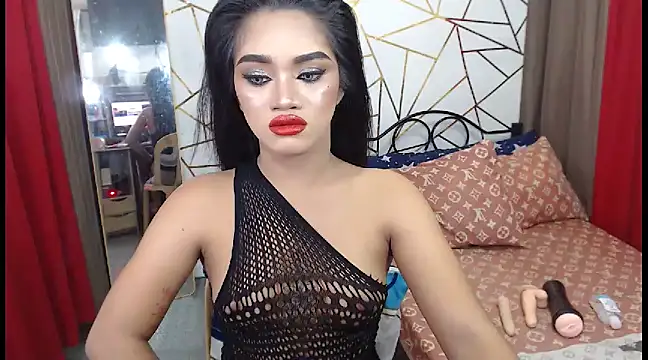 WildTsYhannaUncut online show from 27, 2, 2025