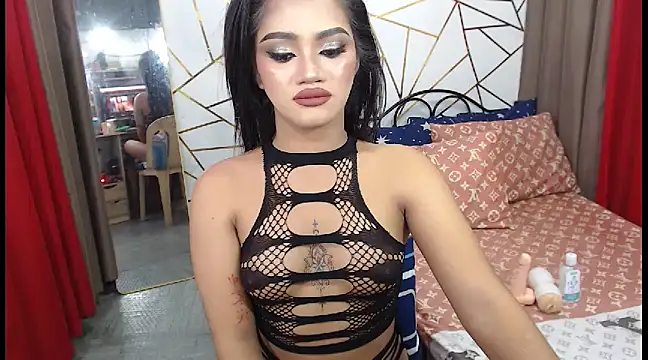 WildTsYhannaUncut online show from 21, 2, 2025