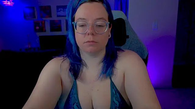 KiraSpitQueen online show from 31, 5, 2026