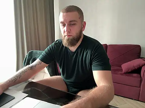 Bear bear  online show from 21, 3, 2025