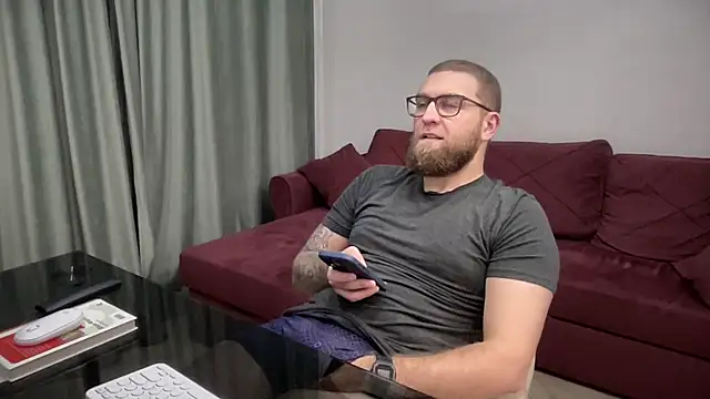 Bear bear  online show from 9, 3, 2025