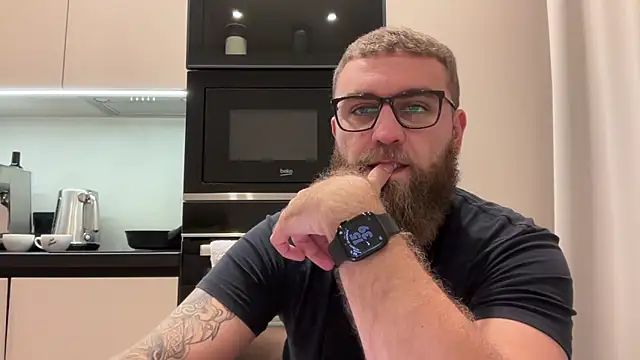 Bear bear  online show from 20, 11, 2025