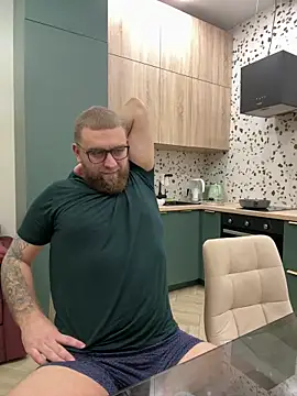 Bear bear  online show from 4, 3, 2025