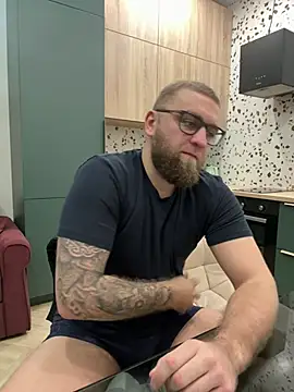 Bear bear  online show from 27, 2, 2025