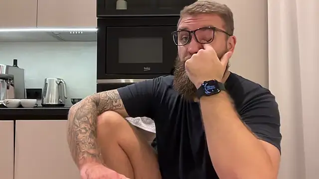 Bear bear  online show from 24, 11, 2025