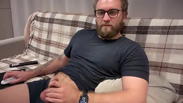 Bear bear  online show from 11, 5, 2026