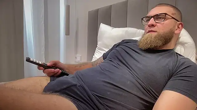 Bear bear  online show from 3, 10, 2025