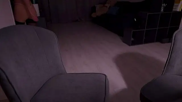 Snapshot of Alisa_Moon_ chatting on 20, 10, 2025 Alisa Moon online show from 20, 10, 2025