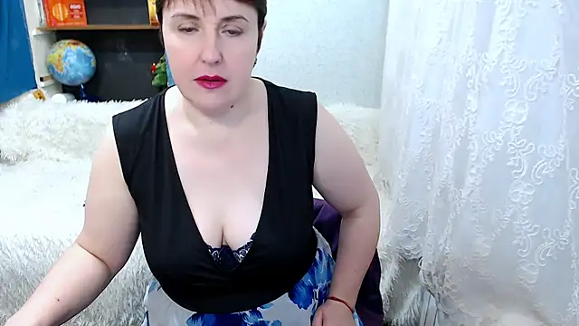 Snapshot of Rainbow_lady chatting on 2, 2, 2025 Rainbow lady online show from 2, 2, 2025
