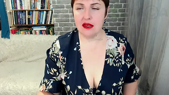 Snapshot of Rainbow_lady chatting on 20, 11, 2025 Rainbow lady online show from 20, 11, 2025