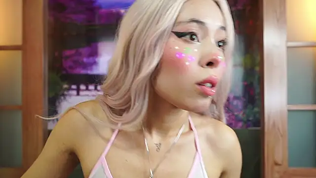 Snapshot of miss__maria chatting on 15, 10, 2025 miss maria online show from 15, 10, 2025