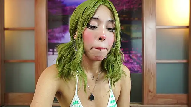 Snapshot of miss__maria chatting on 4, 10, 2025 miss maria online show from 4, 10, 2025