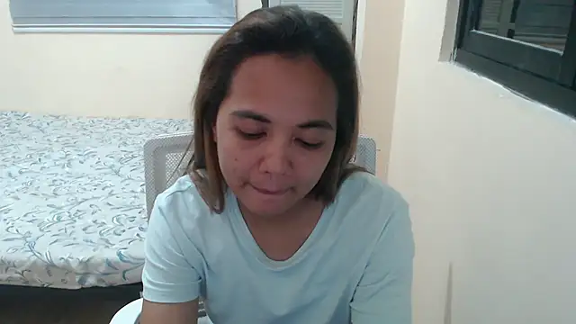 xTheLastVIRGINx online show from 5, 10, 2025