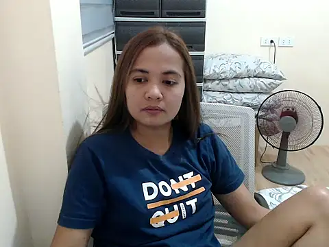 xTheLastVIRGINx online show from 23, 4, 2026