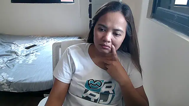 xTheLastVIRGINx online show from 15, 9, 2025