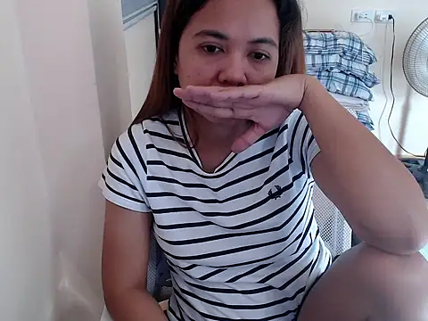 xTheLastVIRGINx online show from 10, 2, 2026