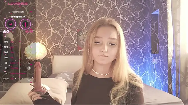 MiaMiaMeow online show from 21, 3, 2026