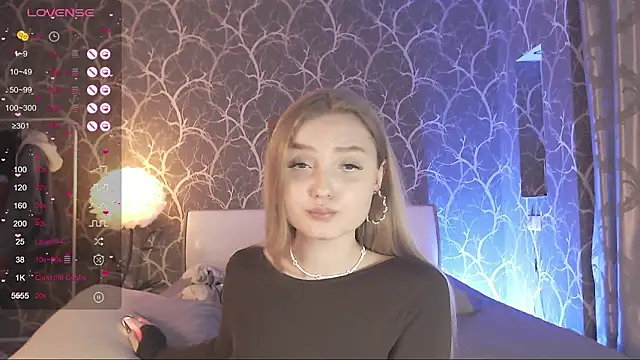 MiaMiaMeow online show from 25, 3, 2026