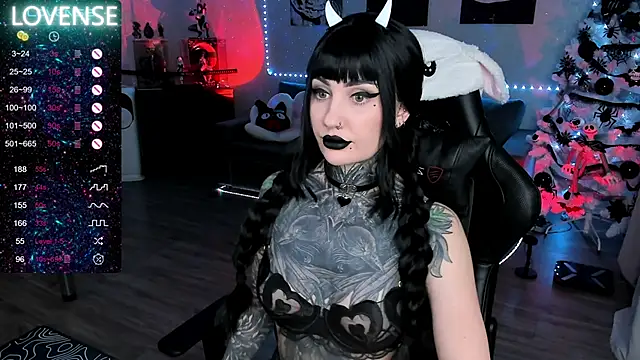 RachelQueen  online show from 3, 2, 2025