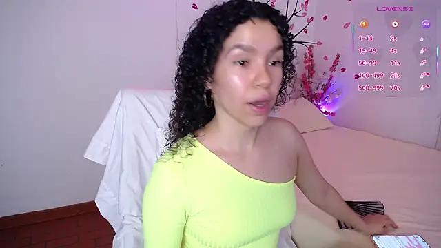 Karolina 1 online show from 4, 3, 2026