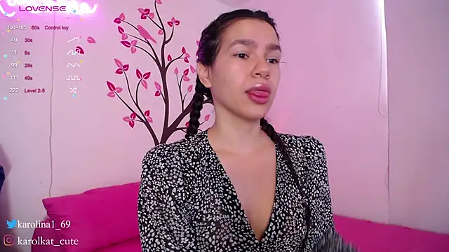 Karolina 1 online show from 15, 3, 2025