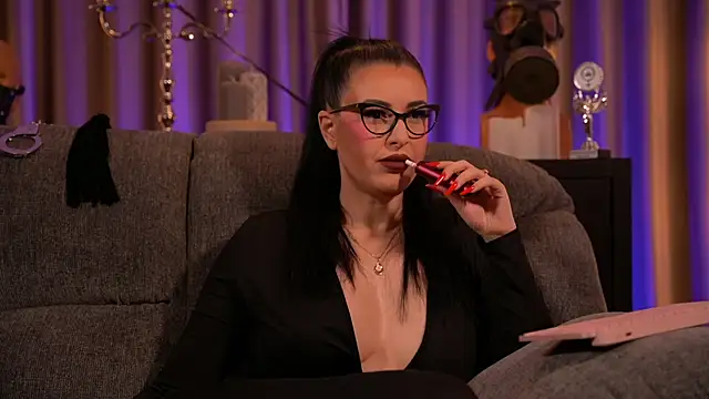 kelly kent online show from 17, 2, 2025