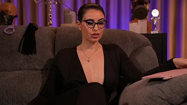 kelly kent online show from 4, 3, 2025