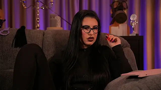 kelly kent online show from 19, 2, 2025