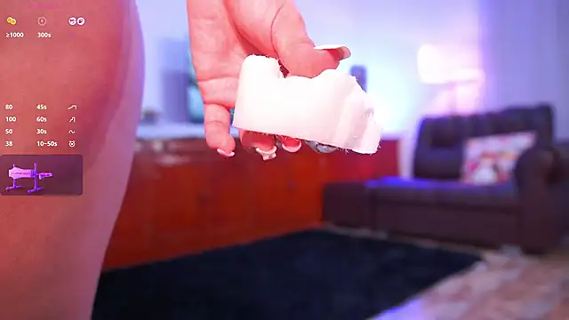 lara giraldo online show from 27, 11, 2025