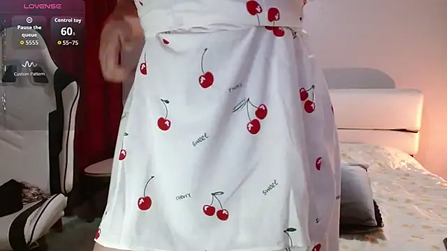 Freyja soh online show from 2, 12, 2025