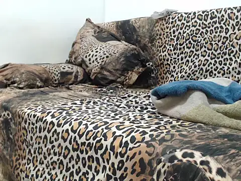 0anal21 online show from 2, 10, 2025