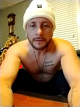 ShaneJames11 online show from 24, 12, 2024