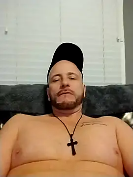 ShaneJames11 online show from 28, 2, 2025