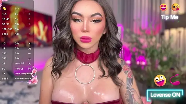 Snapshot of sassy_olivia chatting on 10, 10, 2025 sassy olivia online show from 10, 10, 2025